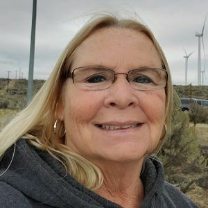 Meet your Posher, Sharon